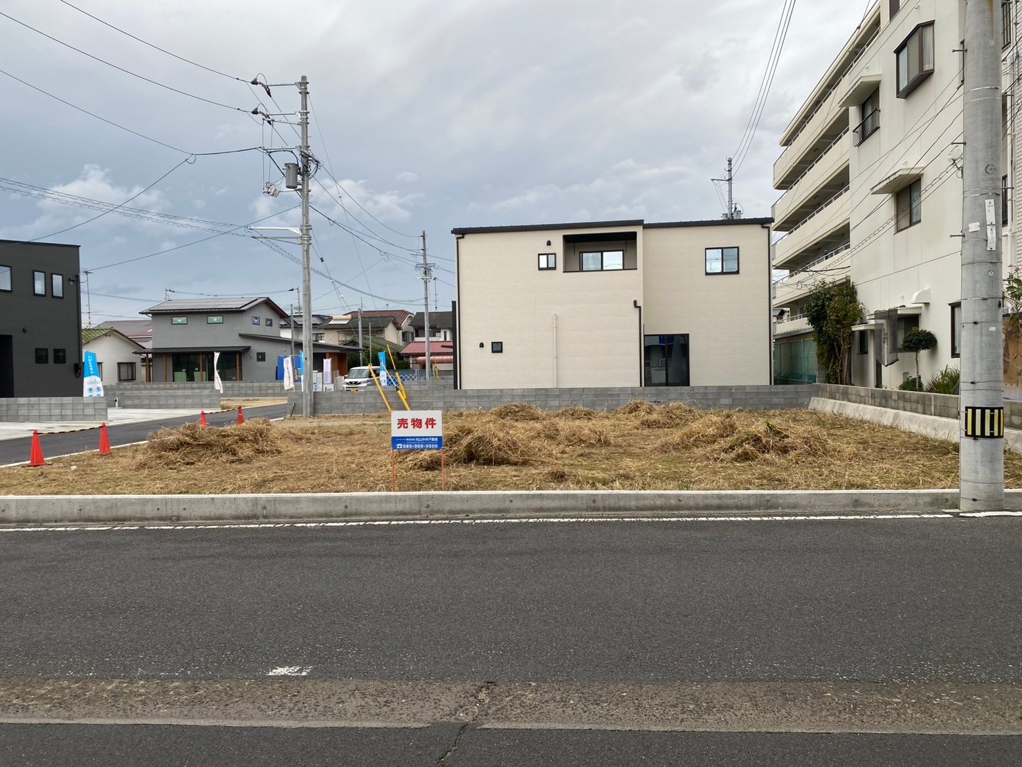 松山市桑原2丁目（売土地）