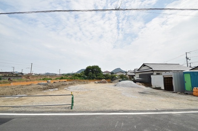 松山市北条６区画分譲地（売土地）