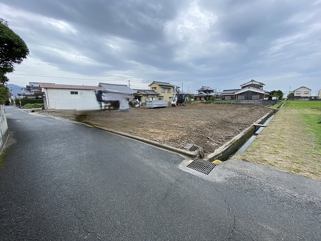 松前町中川原4区画(売土地)