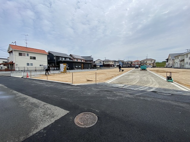 松山市西垣生町（13区画分譲地）